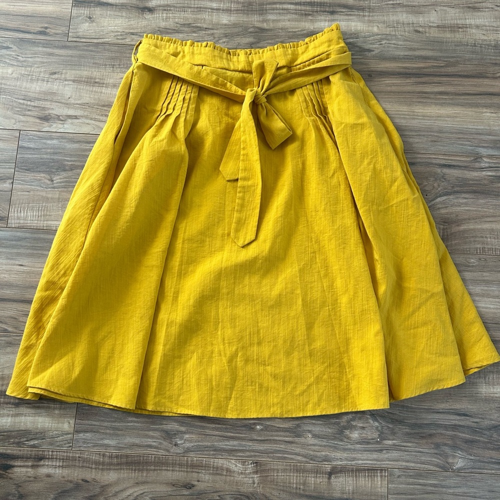 Elegant Yellow A-Line Skirt with Waist Tie